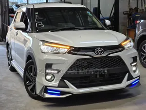 Toyota Raize 1.0 FWD 2020 Pearl