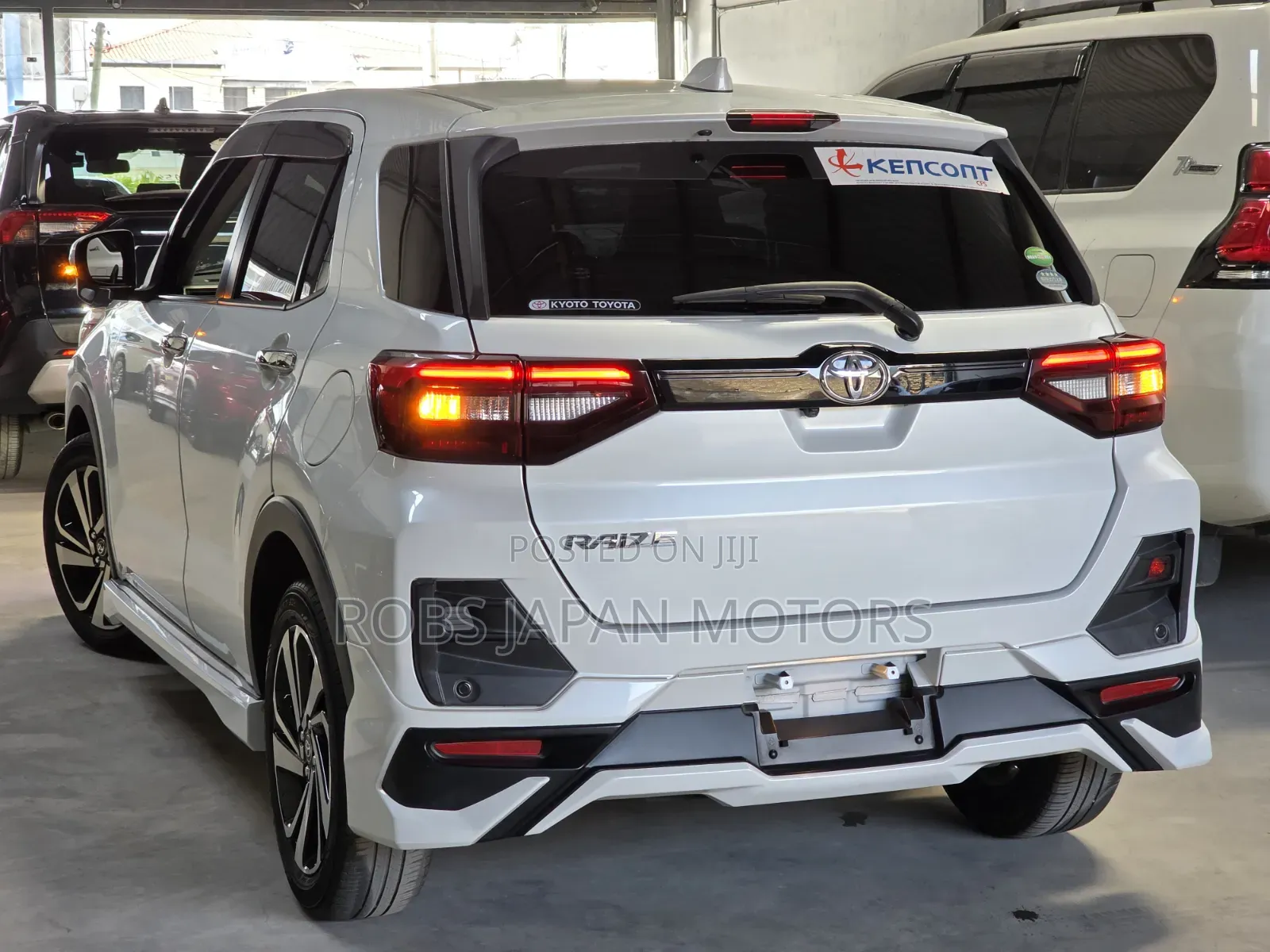 Toyota Raize 1.0 FWD 2020 Pearl