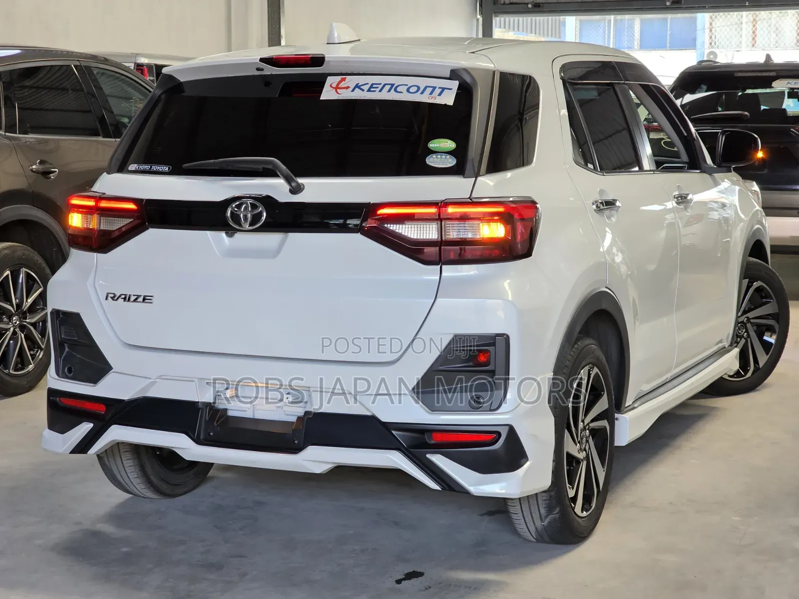 Toyota Raize 1.0 FWD 2020 Pearl