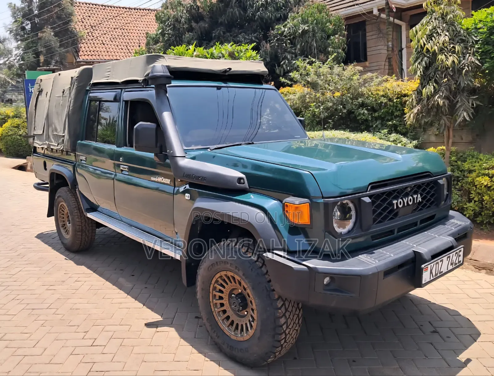 Toyota Land Cruiser 2014 Green