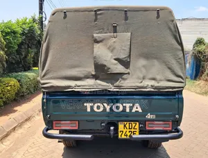 Toyota Land Cruiser 2014 Green