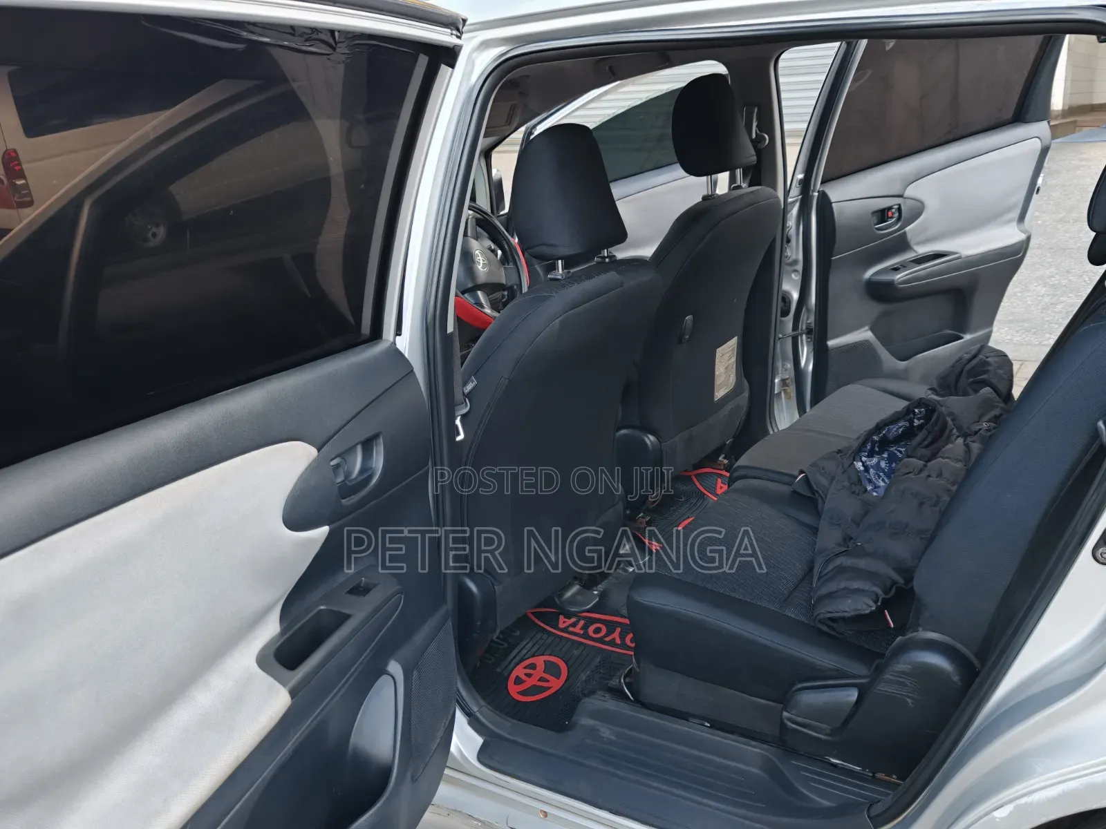 Toyota Wish 2013 Silver