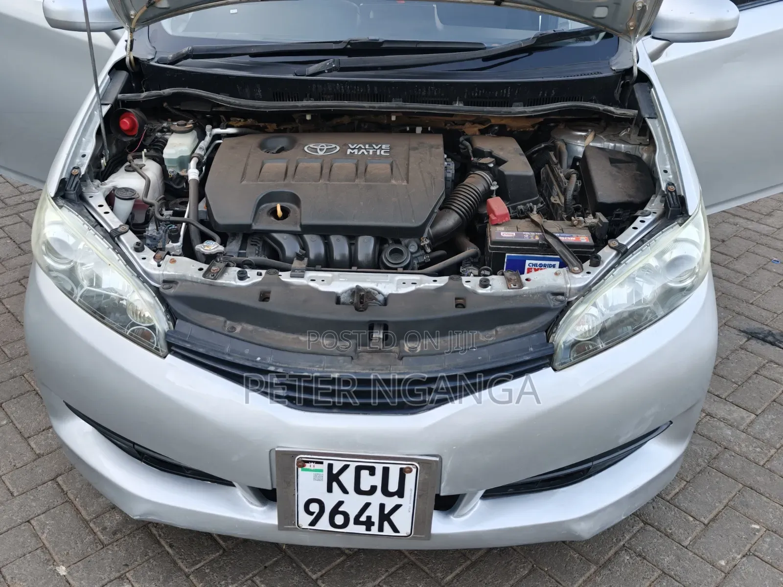 Toyota Wish 2013 Silver