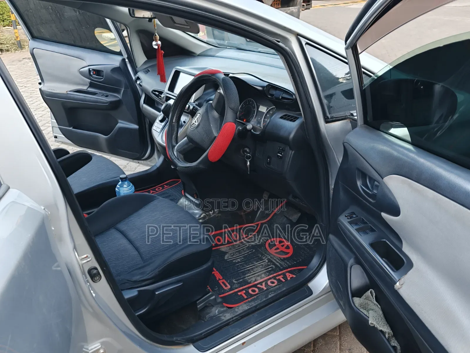 Toyota Wish 2013 Silver