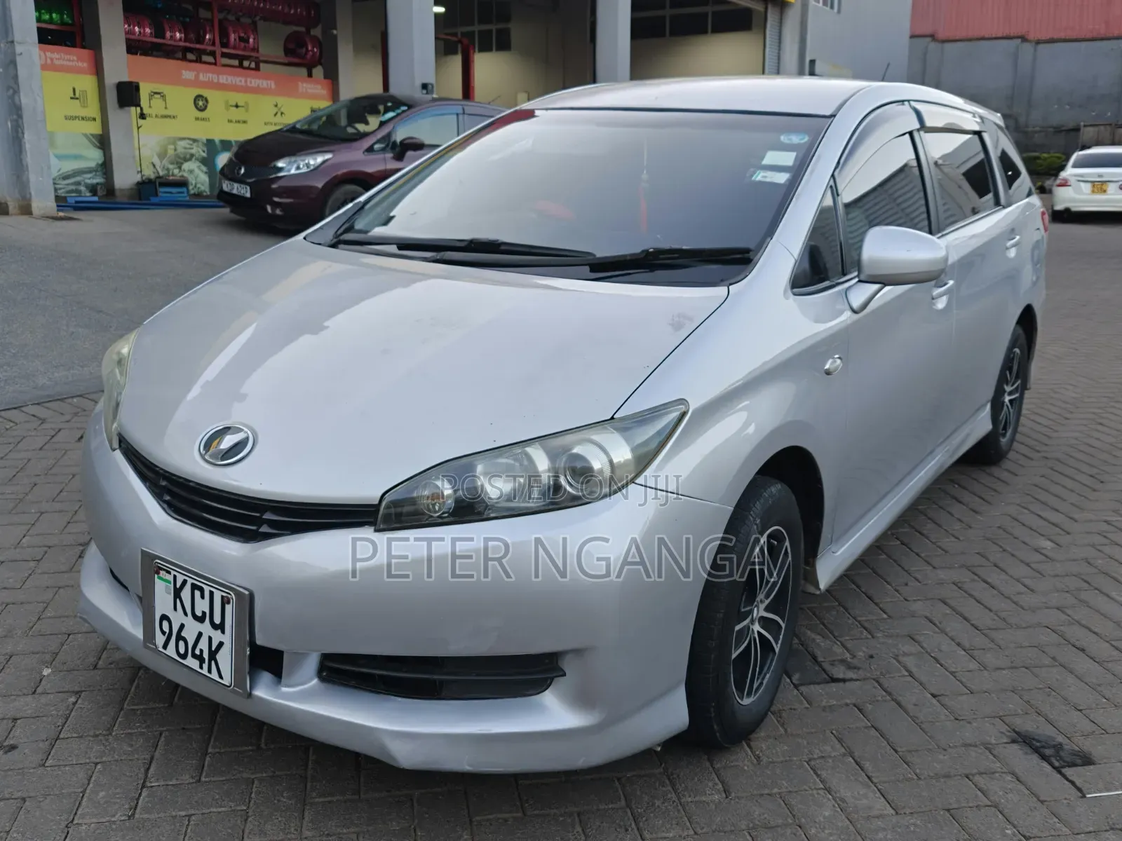 Toyota Wish 2013 Silver