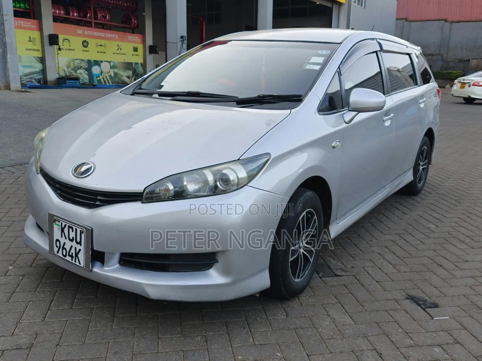 Toyota Wish 2013 Silver