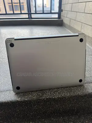 Laptop Apple MacBook Pro 2020 32GB Intel Core i7 SSD 512GB