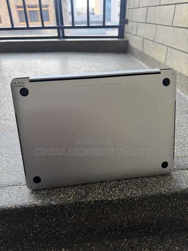 Laptop Apple MacBook Pro 2020 32GB Intel Core i7 SSD 512GB - thumbnail 2