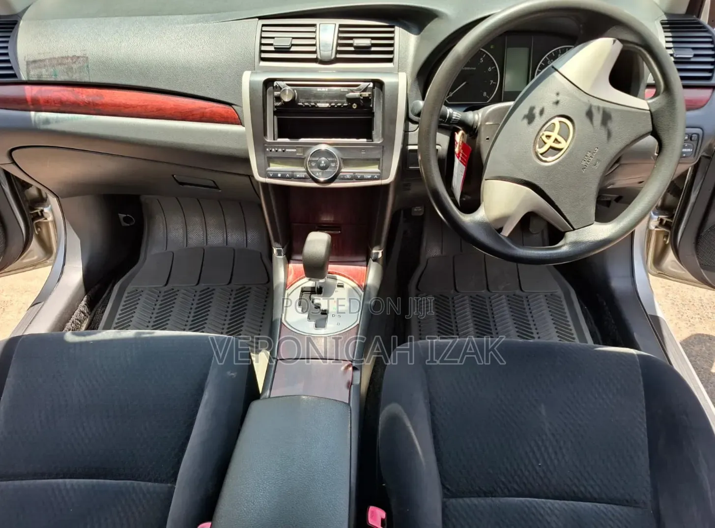 Toyota Allion 2012 Silver