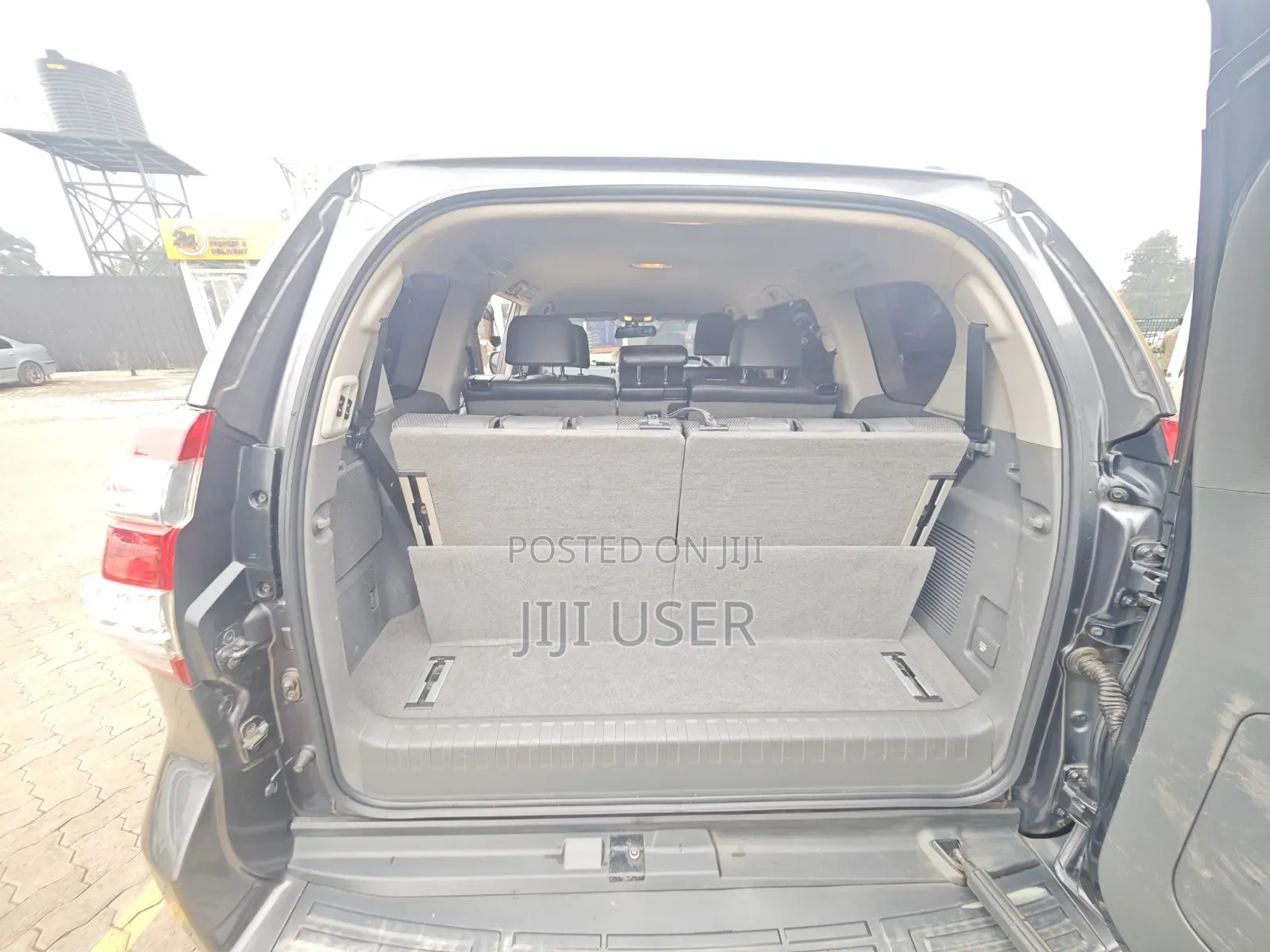 Toyota Land Cruiser Prado 2011 Gray