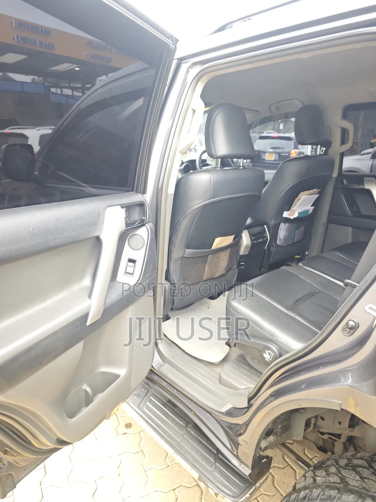 Toyota Land Cruiser Prado 2011 Gray