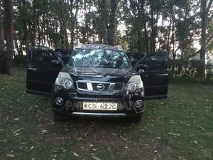 Nissan X-Trail 2.0 Petrol XE 2012 Black