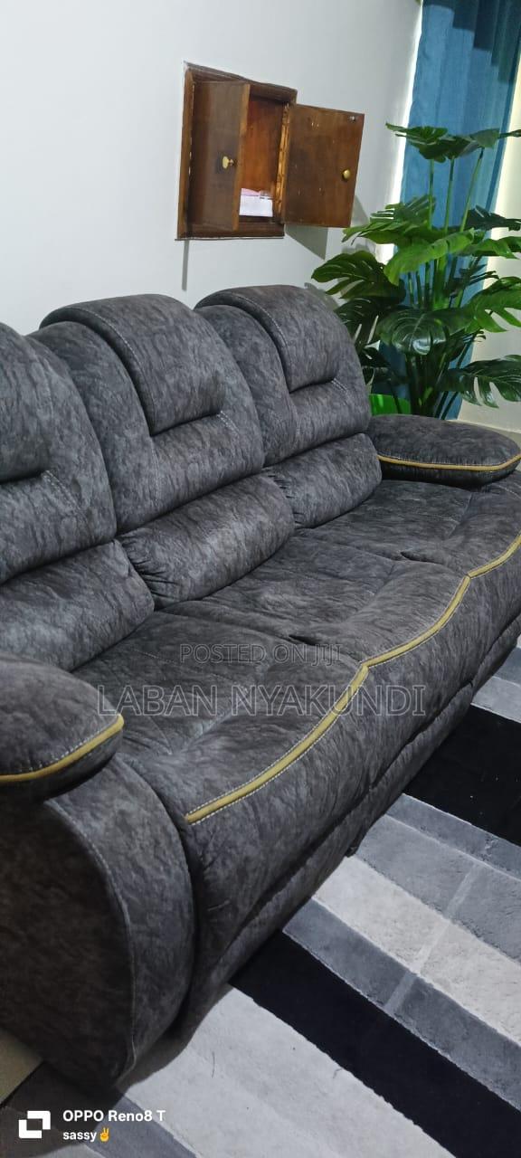 Sofa Set. 5 Seater