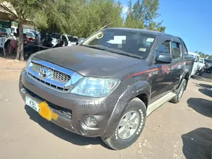 Toyota Hilux 2009 Gold
