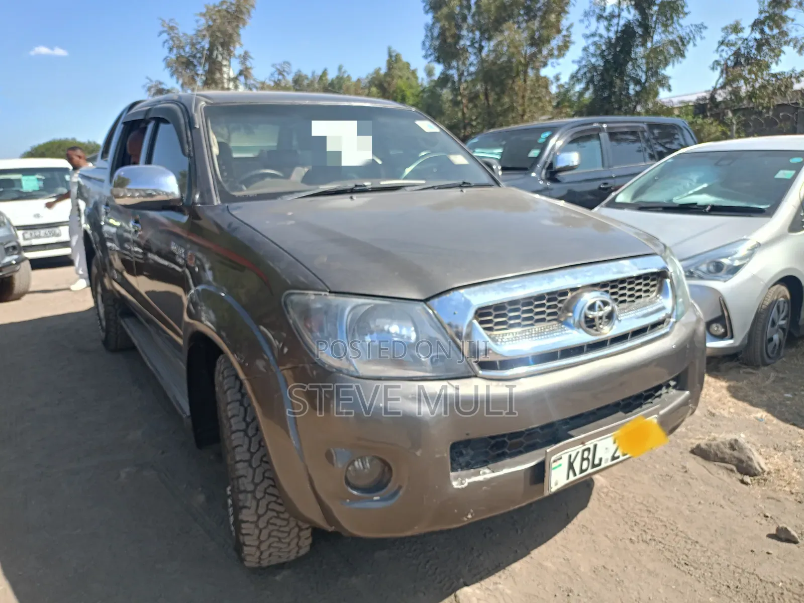 Toyota Hilux 2009 Gold