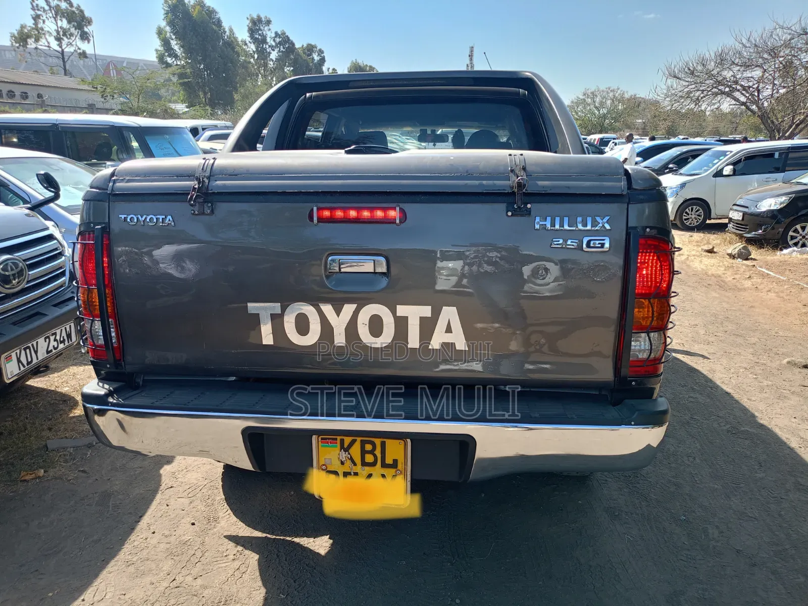 Toyota Hilux 2009 Gold