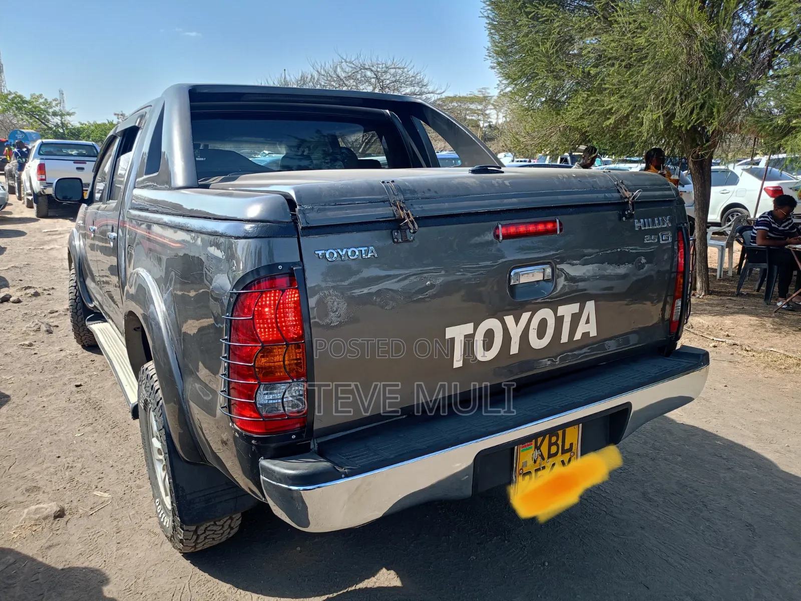Toyota Hilux 2009 Gold