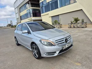 Mercedes-Benz B-Class B180 Petrol 2014 Silver