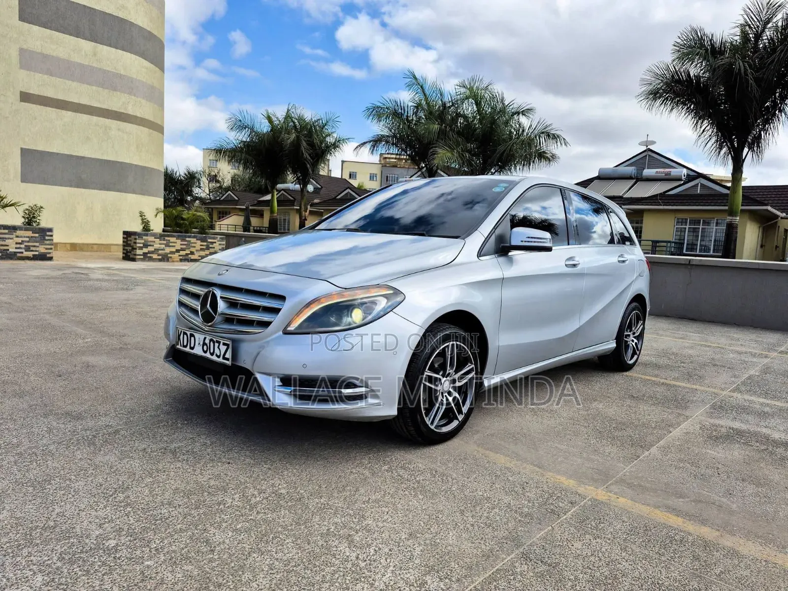 Mercedes-Benz B-Class B180 Petrol 2014 Silver