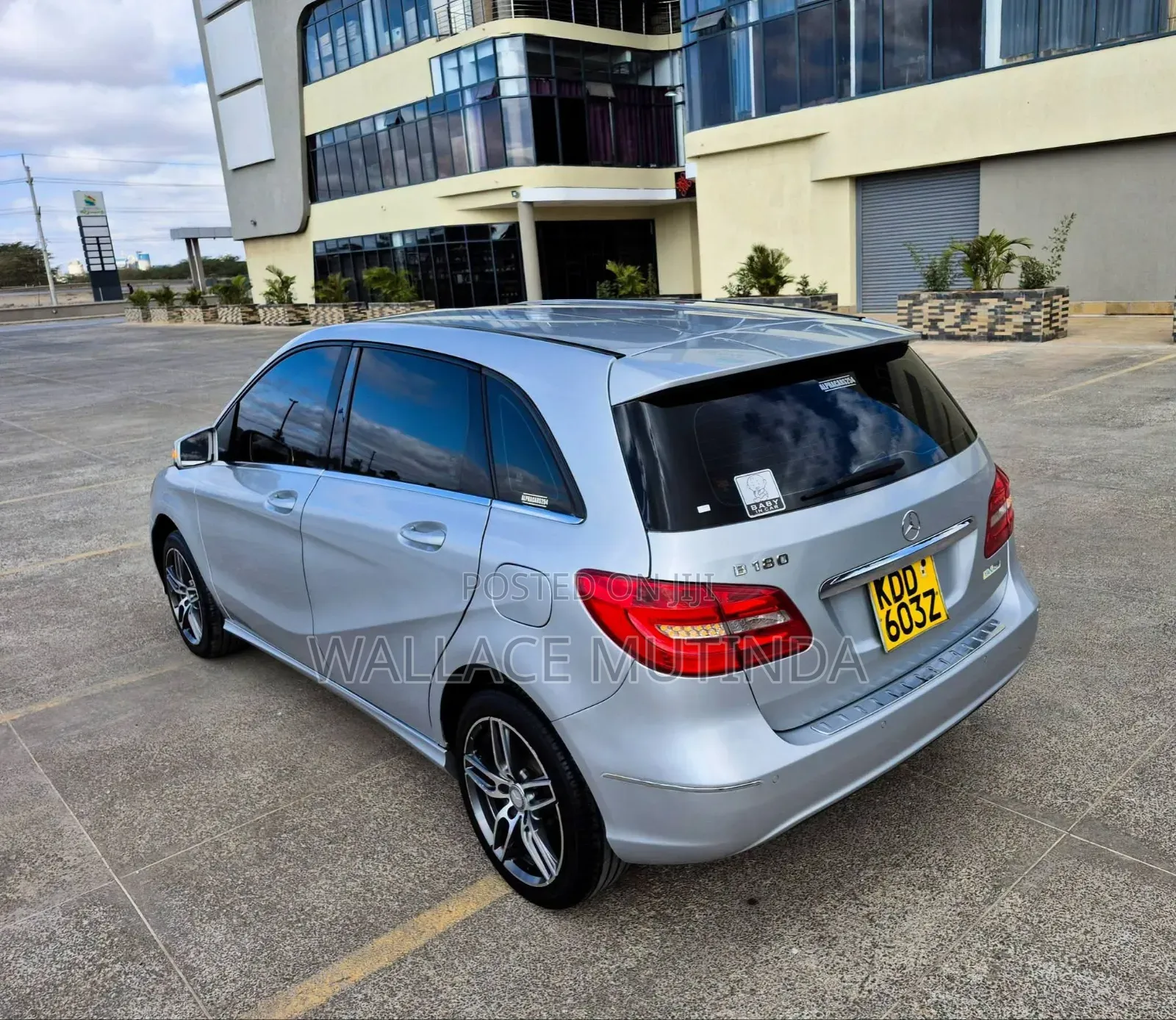 Mercedes-Benz B-Class B180 Petrol 2014 Silver
