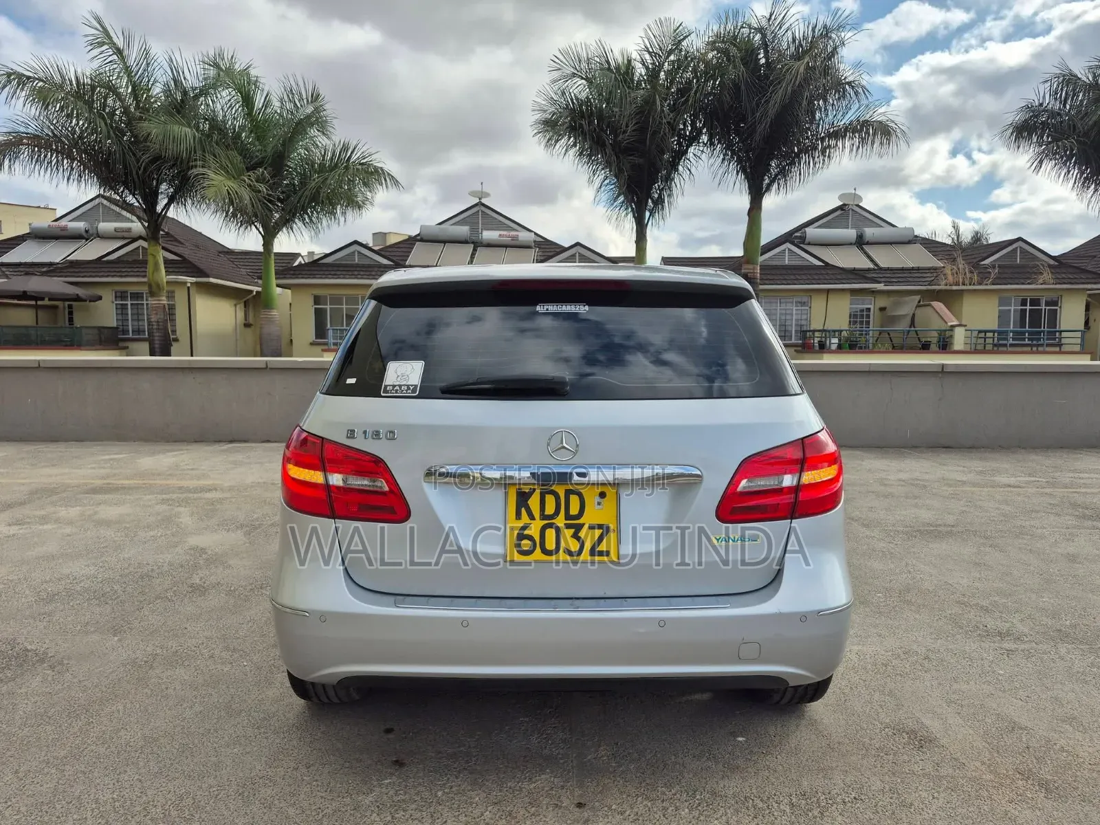 Mercedes-Benz B-Class B180 Petrol 2014 Silver