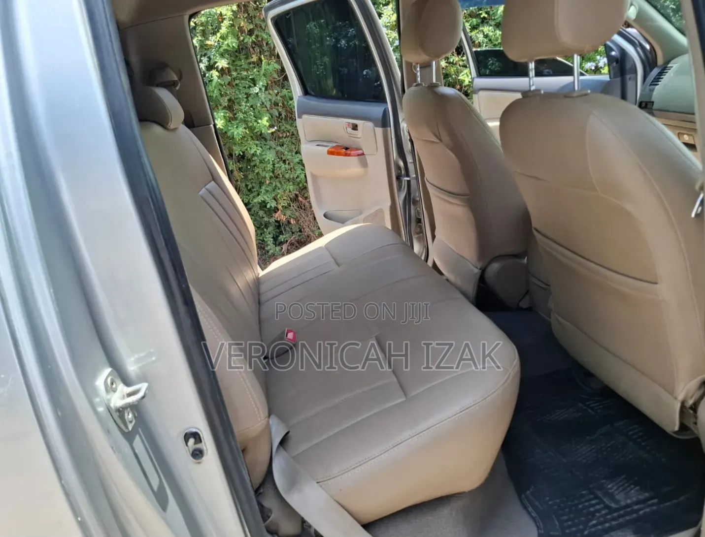 Toyota Hilux 2013 Silver