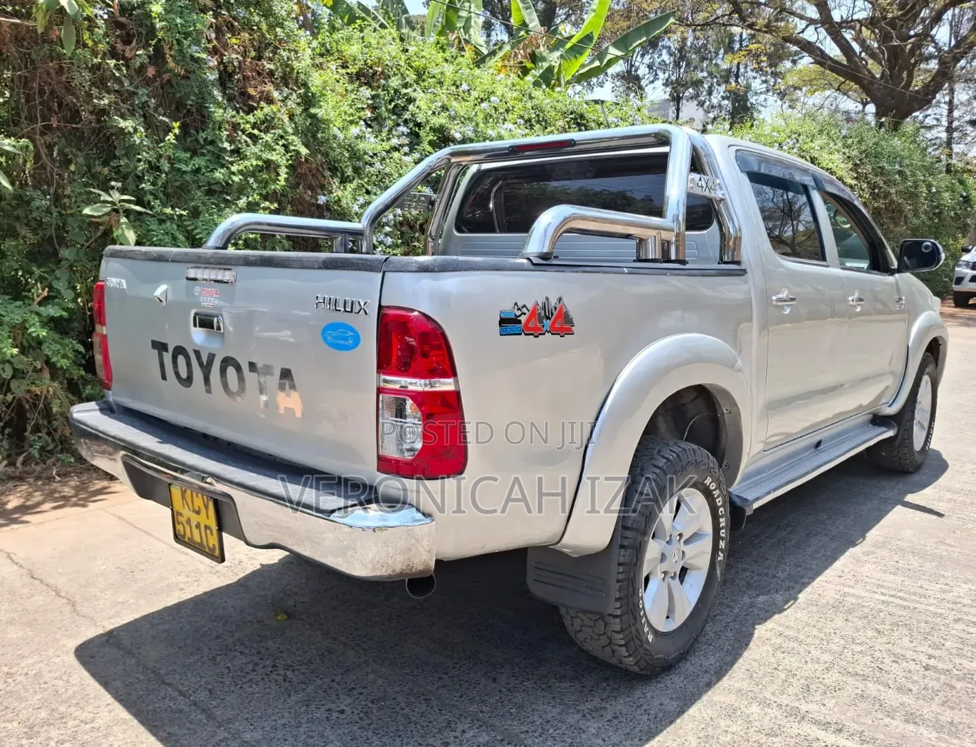Toyota Hilux 2013 Silver