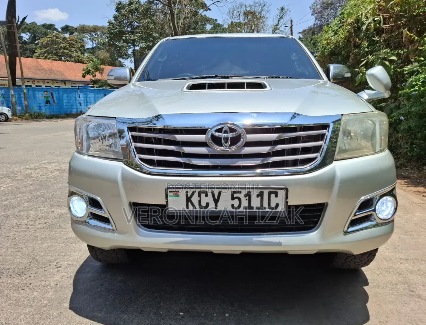 Toyota Hilux 2013 Silver