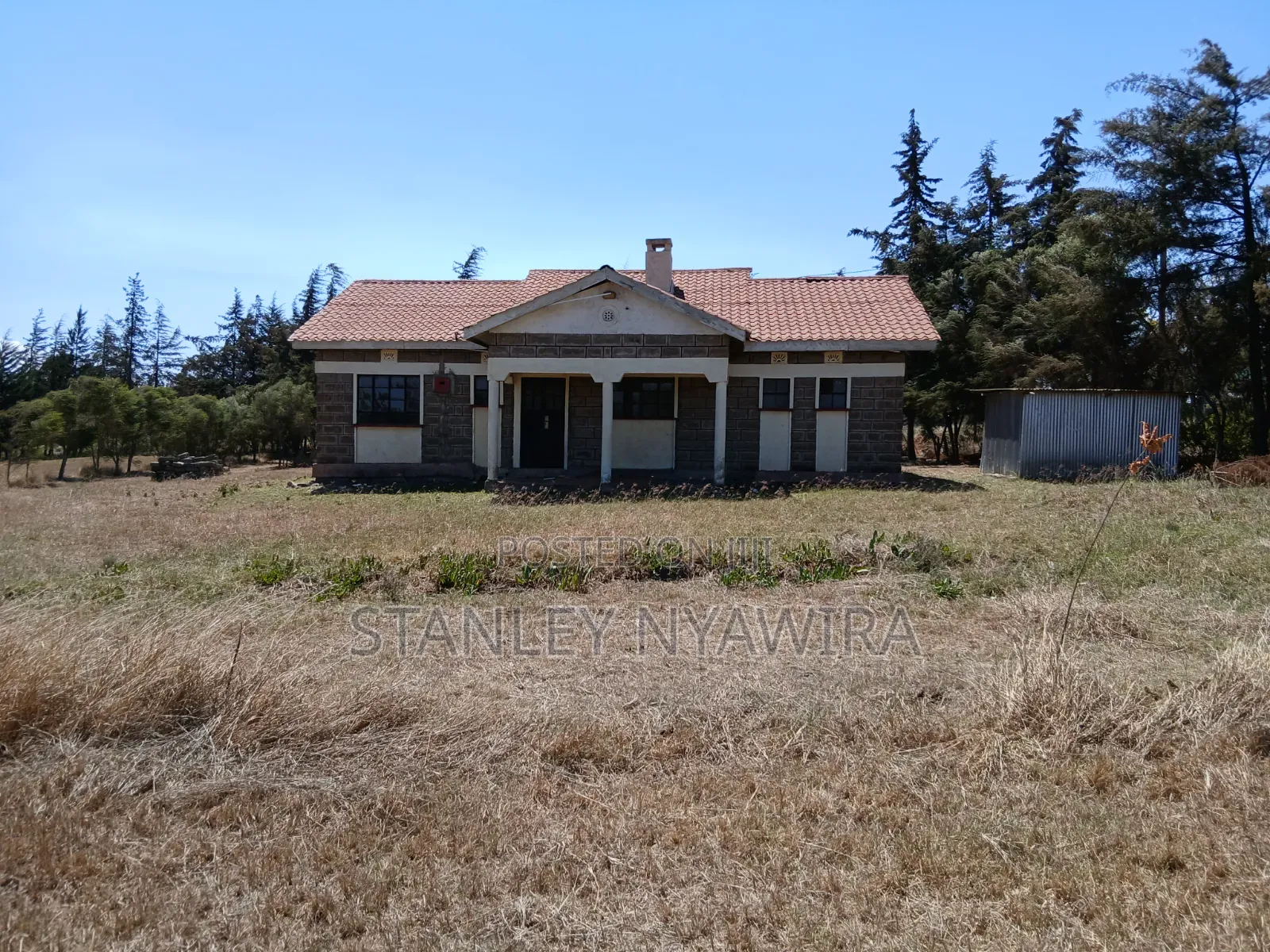 3acreas With Three Bedroom House Buy and Settle