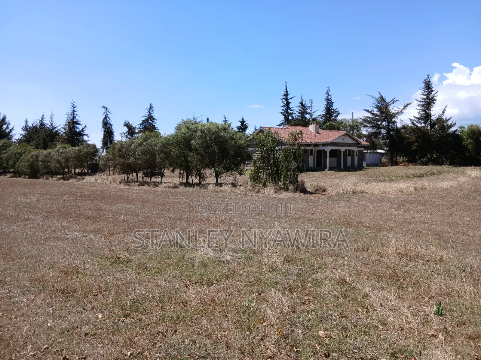 3acreas With Three Bedroom House Buy and Settle