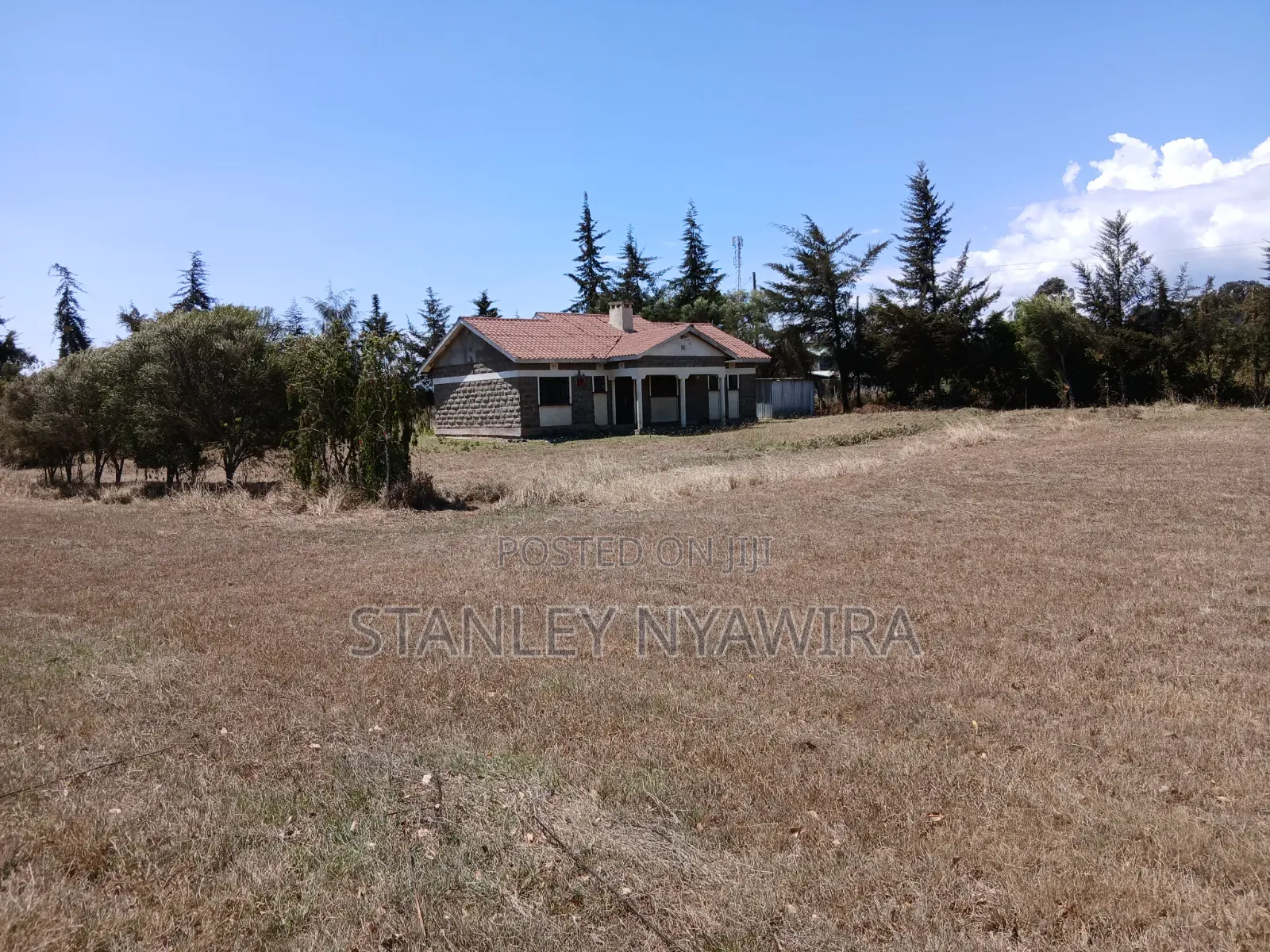 3acreas With Three Bedroom House Buy and Settle