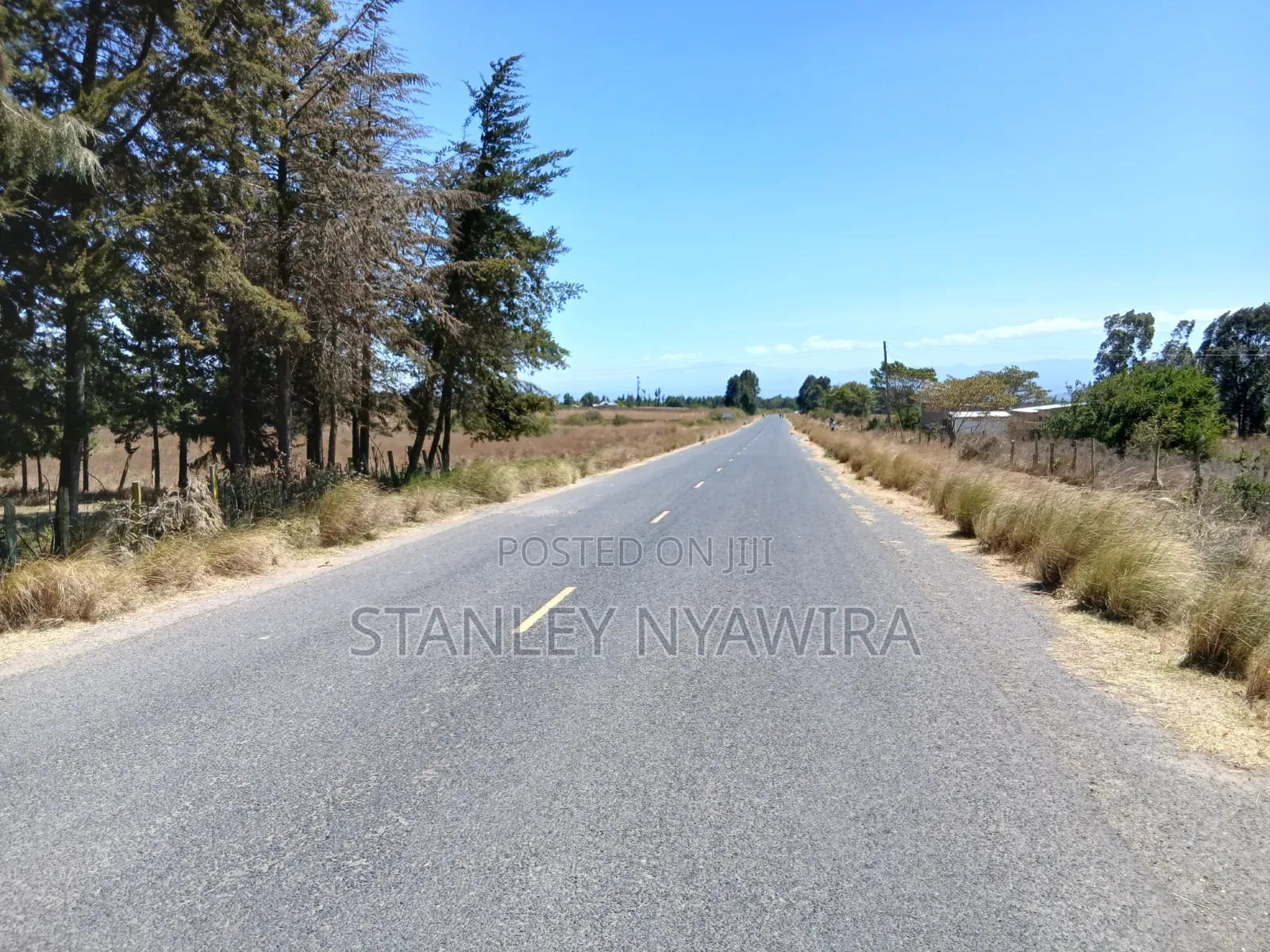 3acreas With Three Bedroom House Buy and Settle