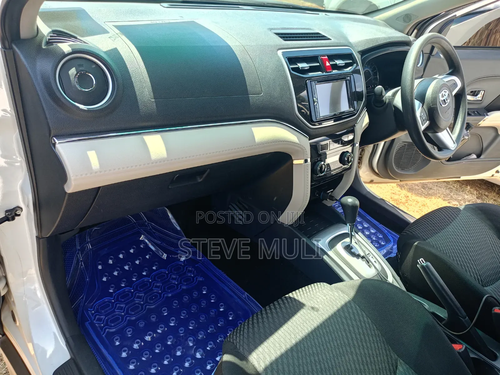 Toyota Rush 1.5 AWD 2018 White