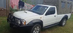 Nissan Pick-Up 2016 White