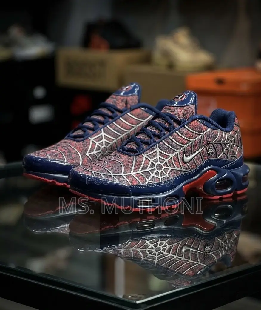 Nike Air Max Plus TN "Spider-Man" Custom / Size 39-45