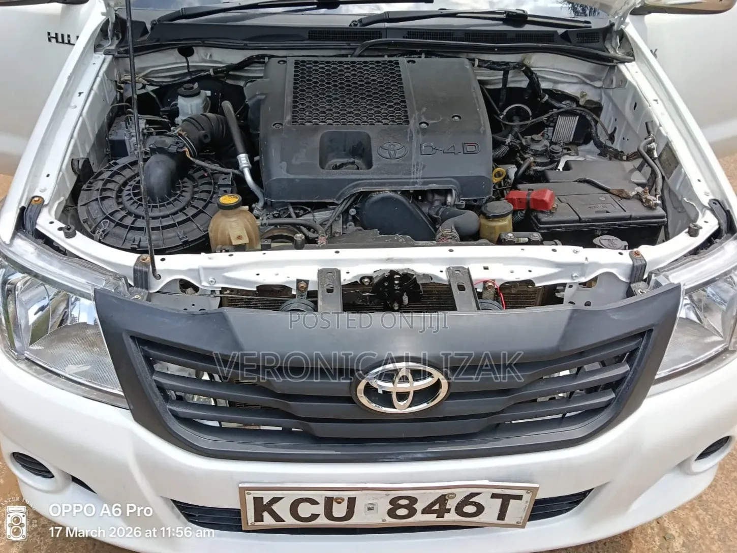 Toyota Hilux 2012 White