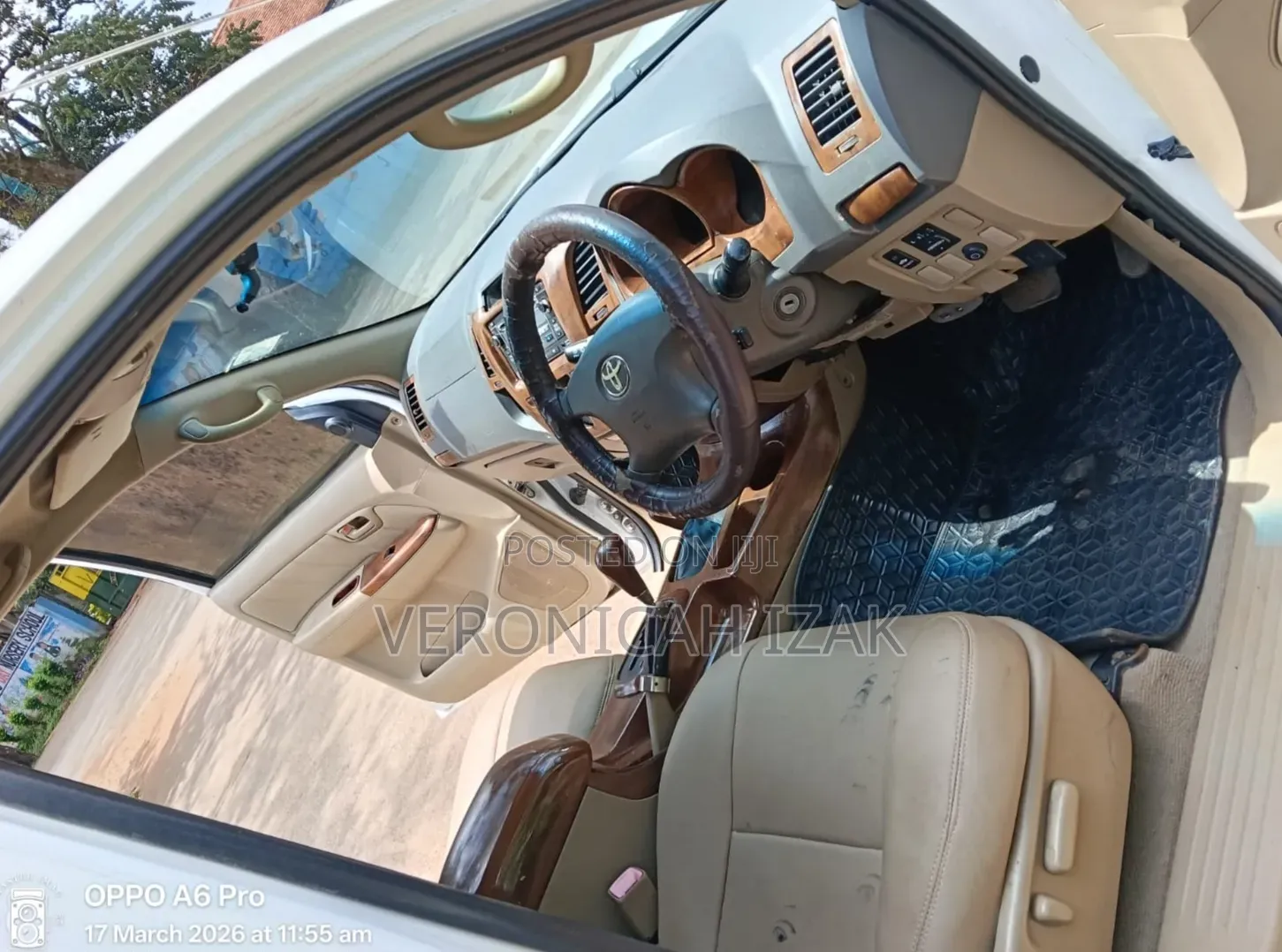 Toyota Hilux 2012 White