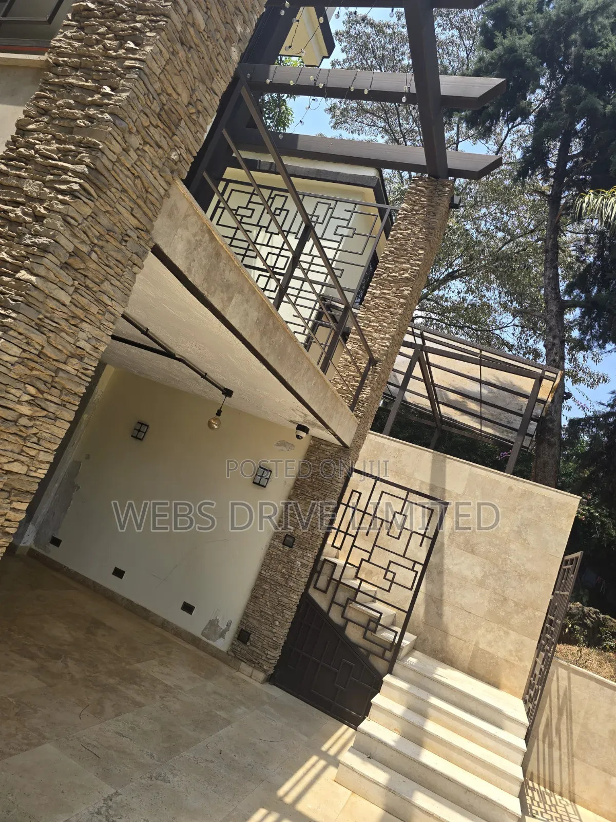 Furnished 5bdrm Mansion in Muthaiga Old for sale