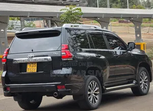 Toyota Land Cruiser Prado 2.8 2020 Black