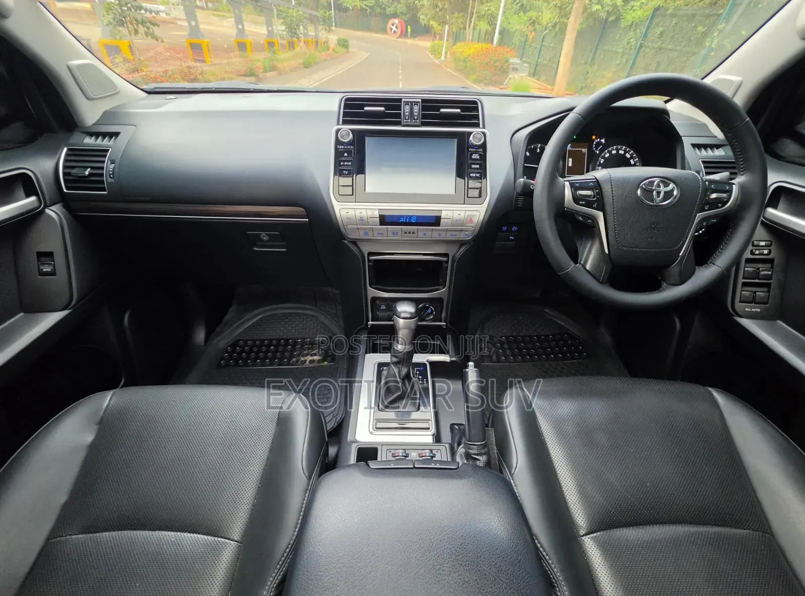Toyota Land Cruiser Prado 2.8 2020 Black