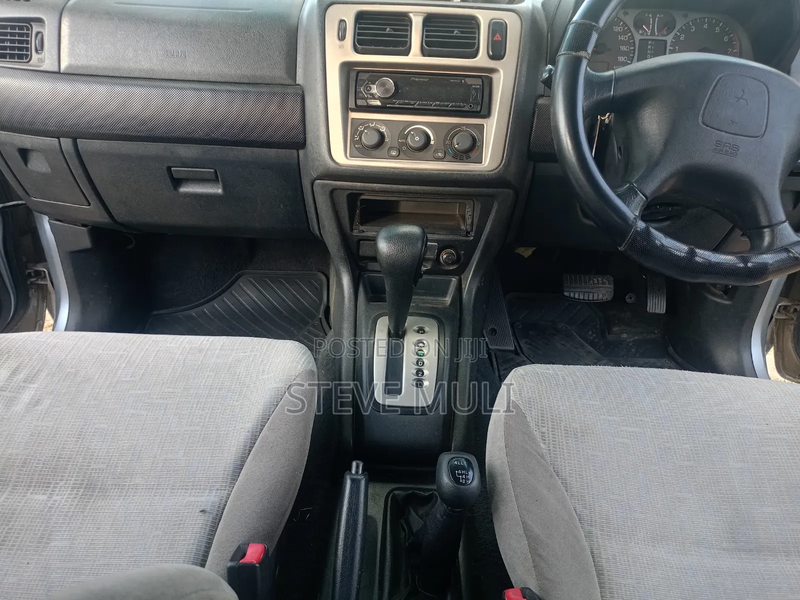 Mitsubishi Pajero 2006 Silver