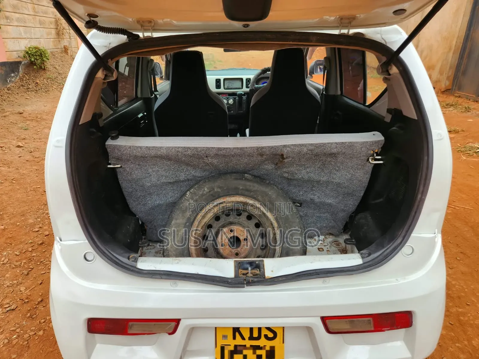 Suzuki Alto 2018 White