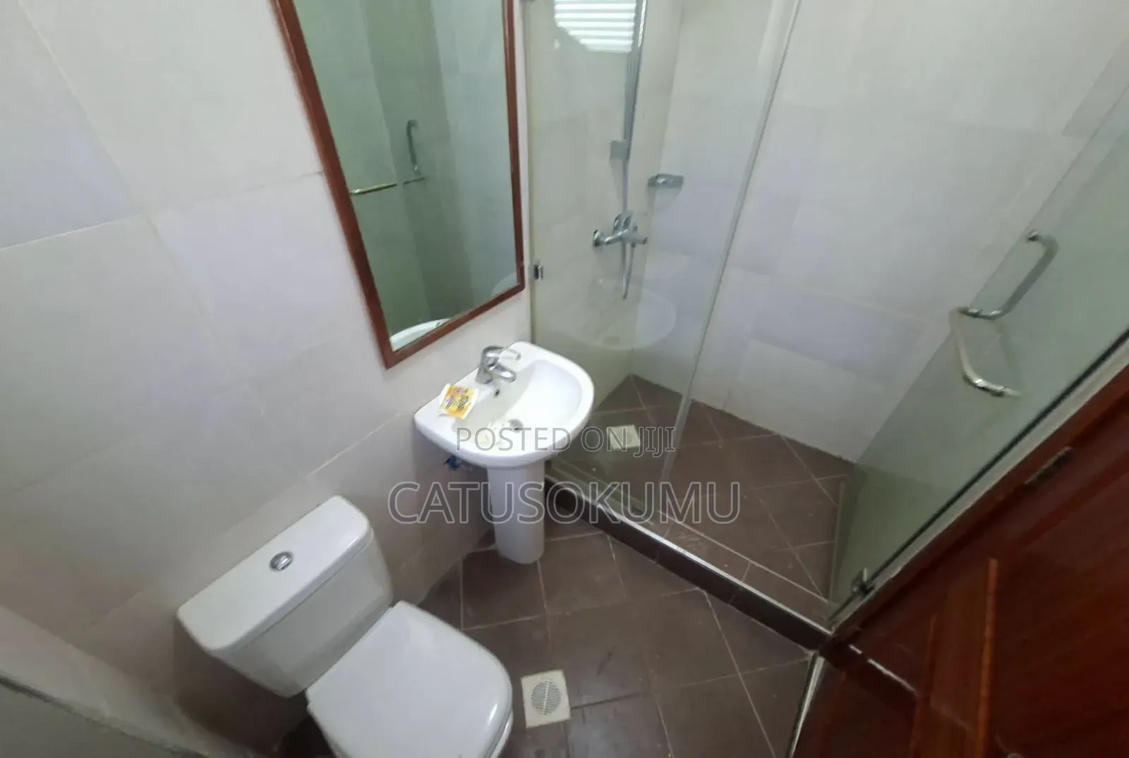 5bdrm Maisonette in Syokimau, Gateway Mall Area for rent
