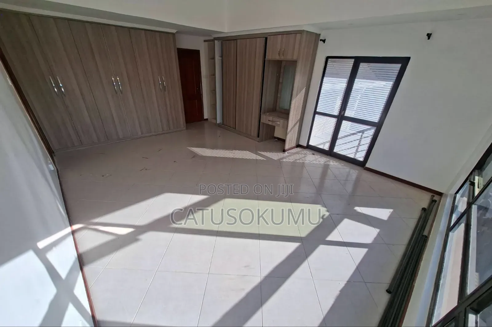 5bdrm Maisonette in Syokimau, Gateway Mall Area for rent