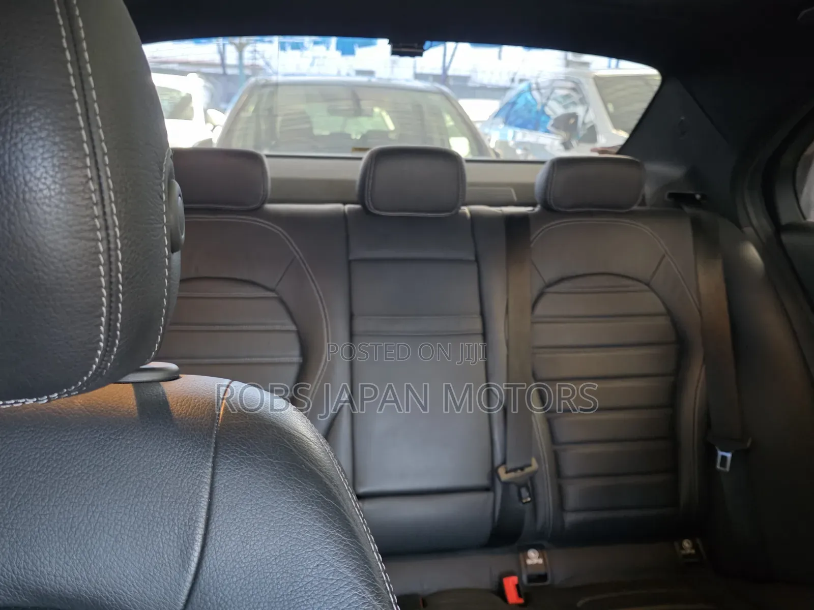 Mercedes-Benz C200 2019 Gray