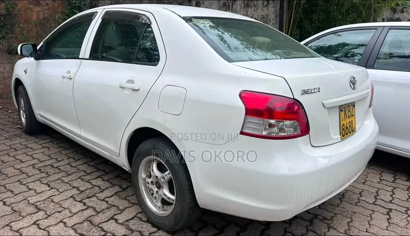 Toyota Belta 2010 White