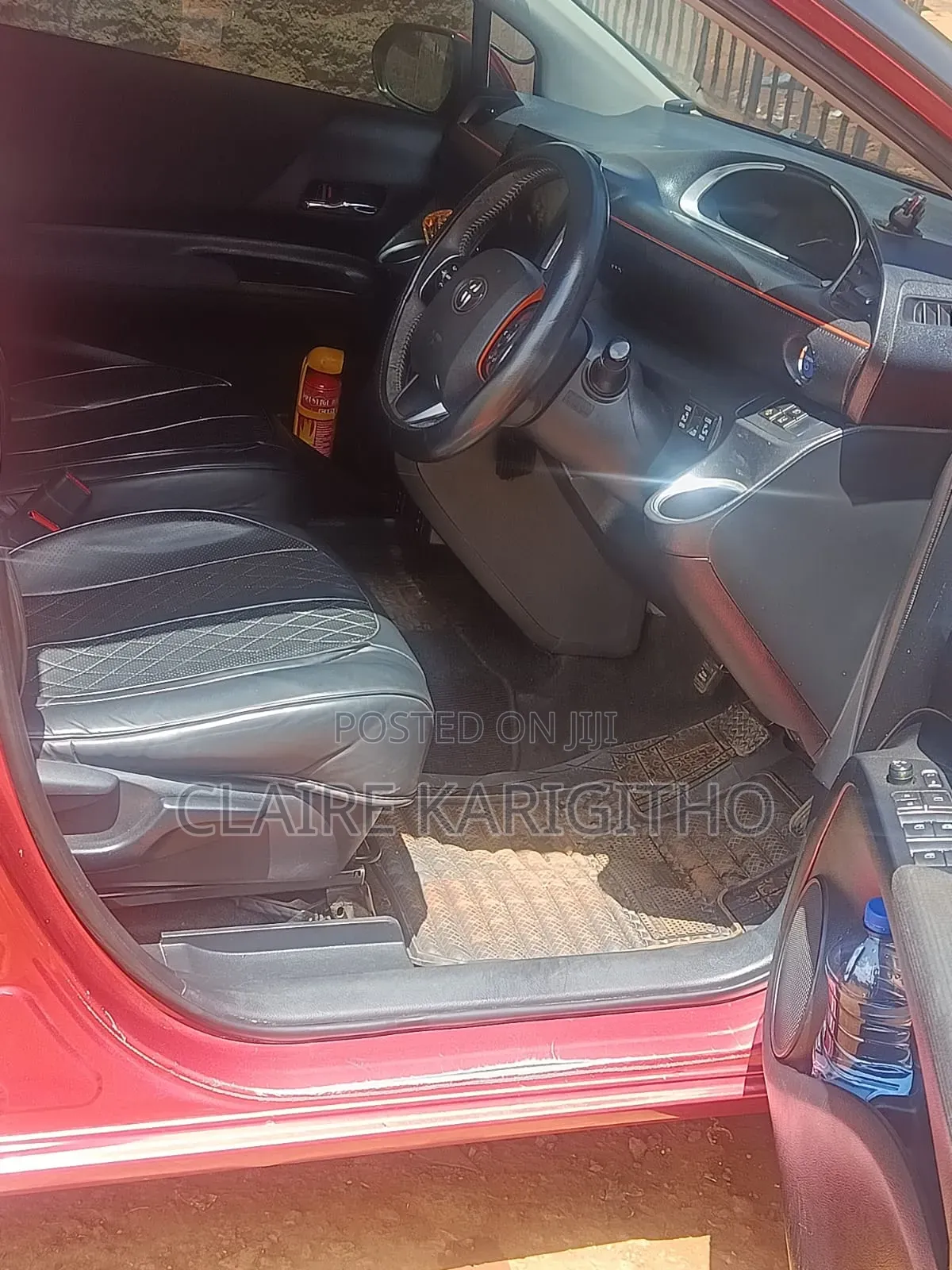 Toyota Sienta 1.5 FWD 2014 Maroon