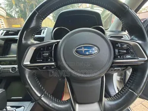 Subaru Outback 2018 White