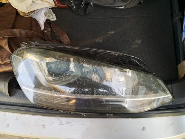 Right Headlight - main view