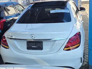 Mercedes-Benz C200 2020 White